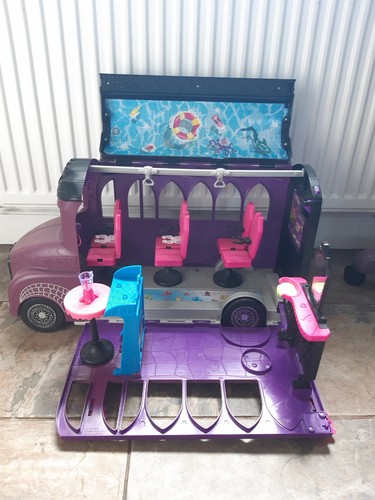 Monster high bus - monster,