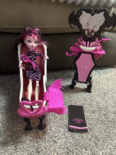 Monster high draculaura - high,