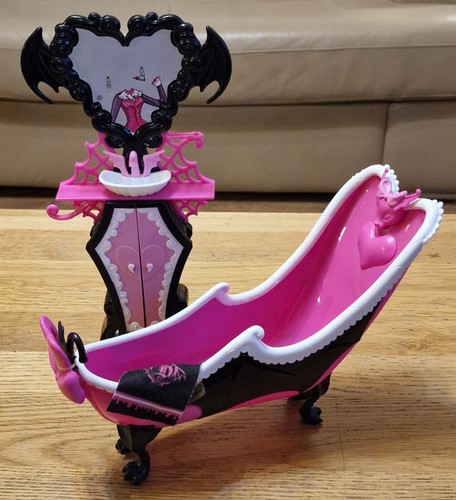 Monster high draculaura powder - draculaura,
