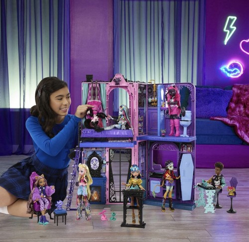 Monster high boo tique - boo-tique, hotel
