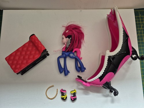 Monster high bundle - high,