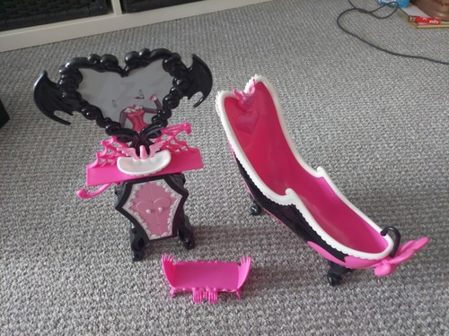 Monster high draculaura - draculaura, powder